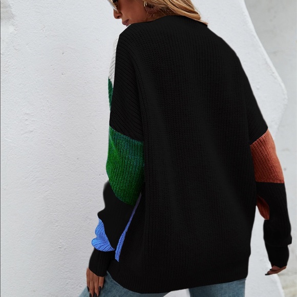 V-Neck Color Block Cardigan - Picture 4 of 4